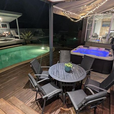 Apartament Phoenix Oasis, Family And Pet Friendly, With Private Pool And Spa Port Macquarie Zewnętrze zdjęcie